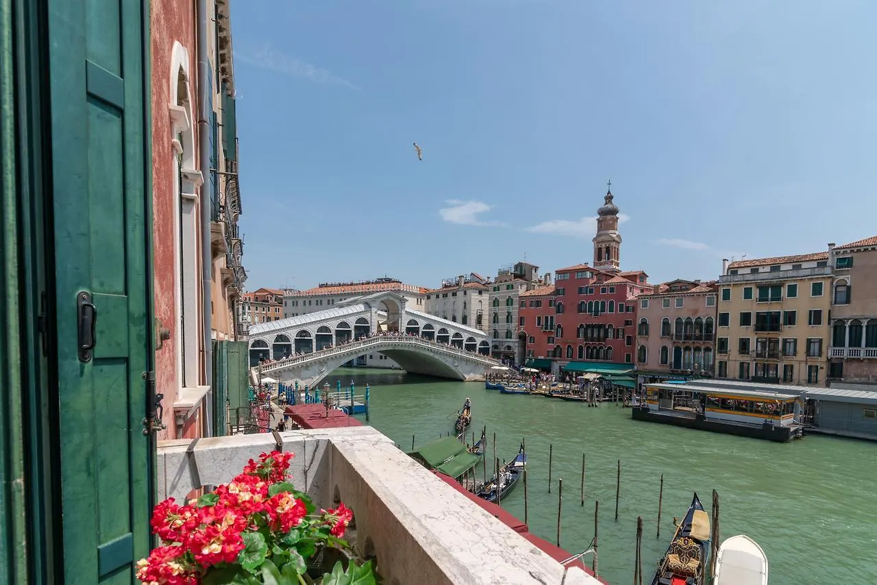 Venice Grand Canal Terrace Apartment