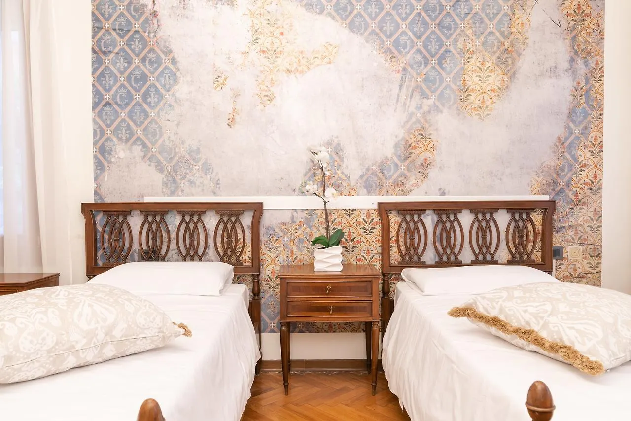 Venice Grand Canal Terrace Apartment