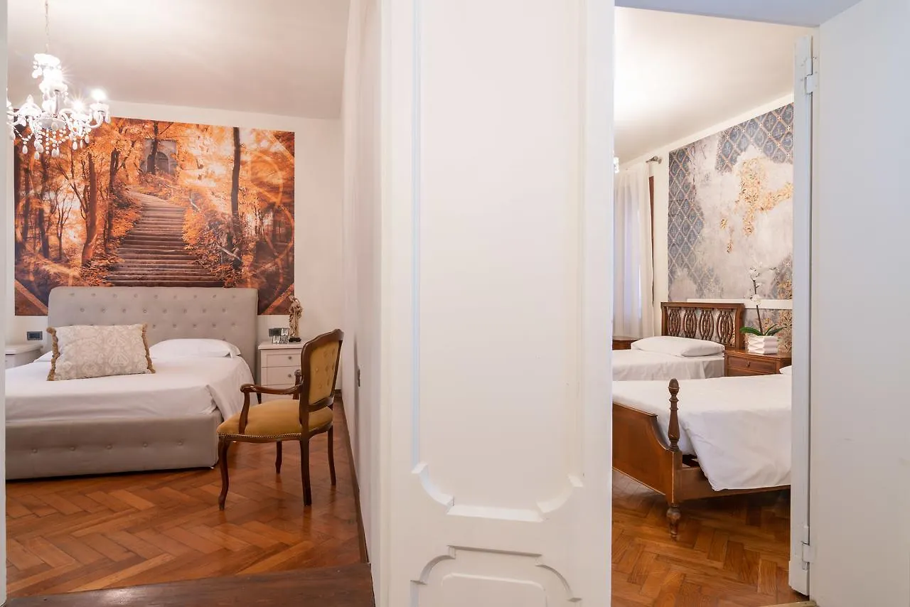 Venice Grand Canal Terrace Apartment